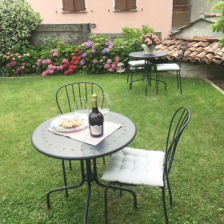 La Dolce Casa Di Couette-café